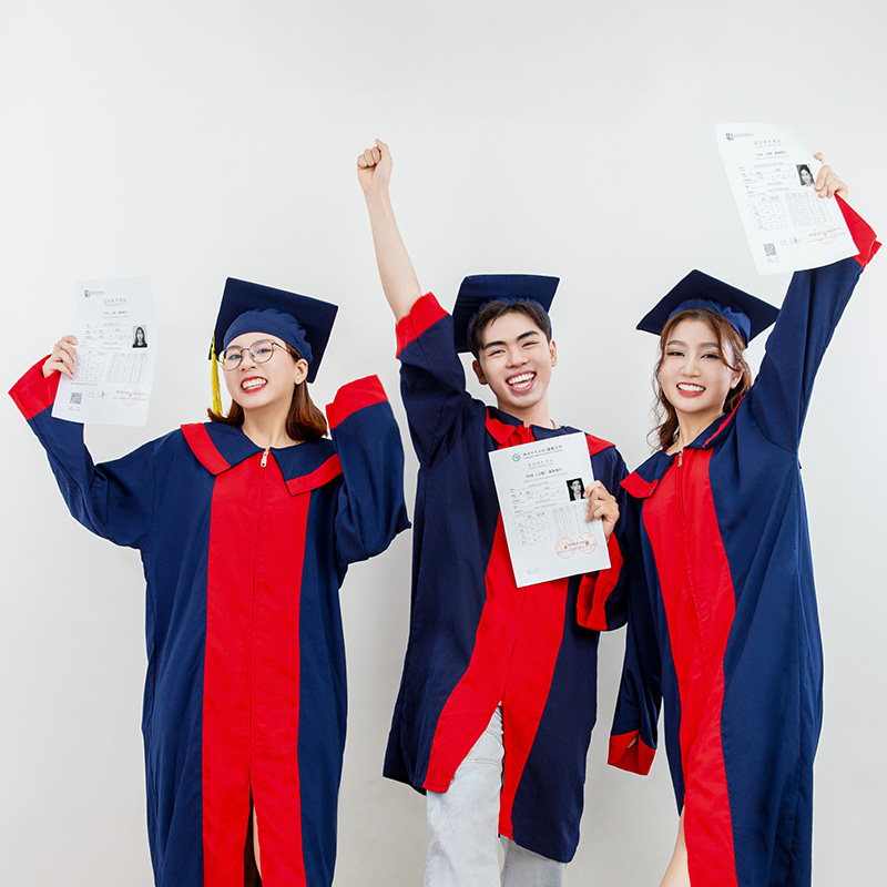 các học viên lớp tiếng Trung HSK Cấp Tốc của SHZ đạt chứng chỉ quốc tế