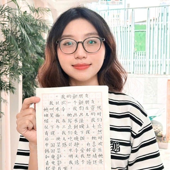 Học viên lớp tiếng Trung SHZ Gò Vấp viết văn